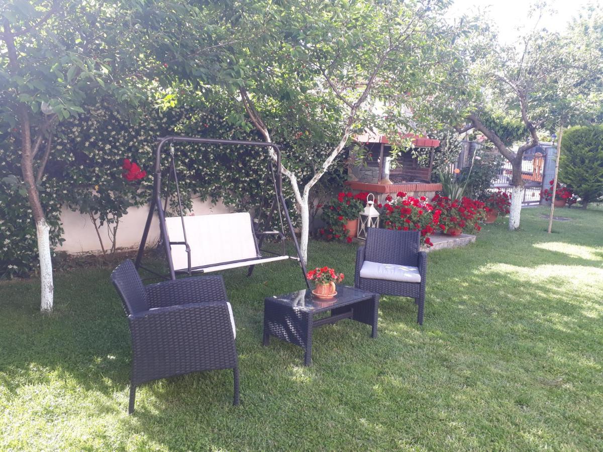 Elena Rooms-Apartments Аспровалта Екстериор снимка