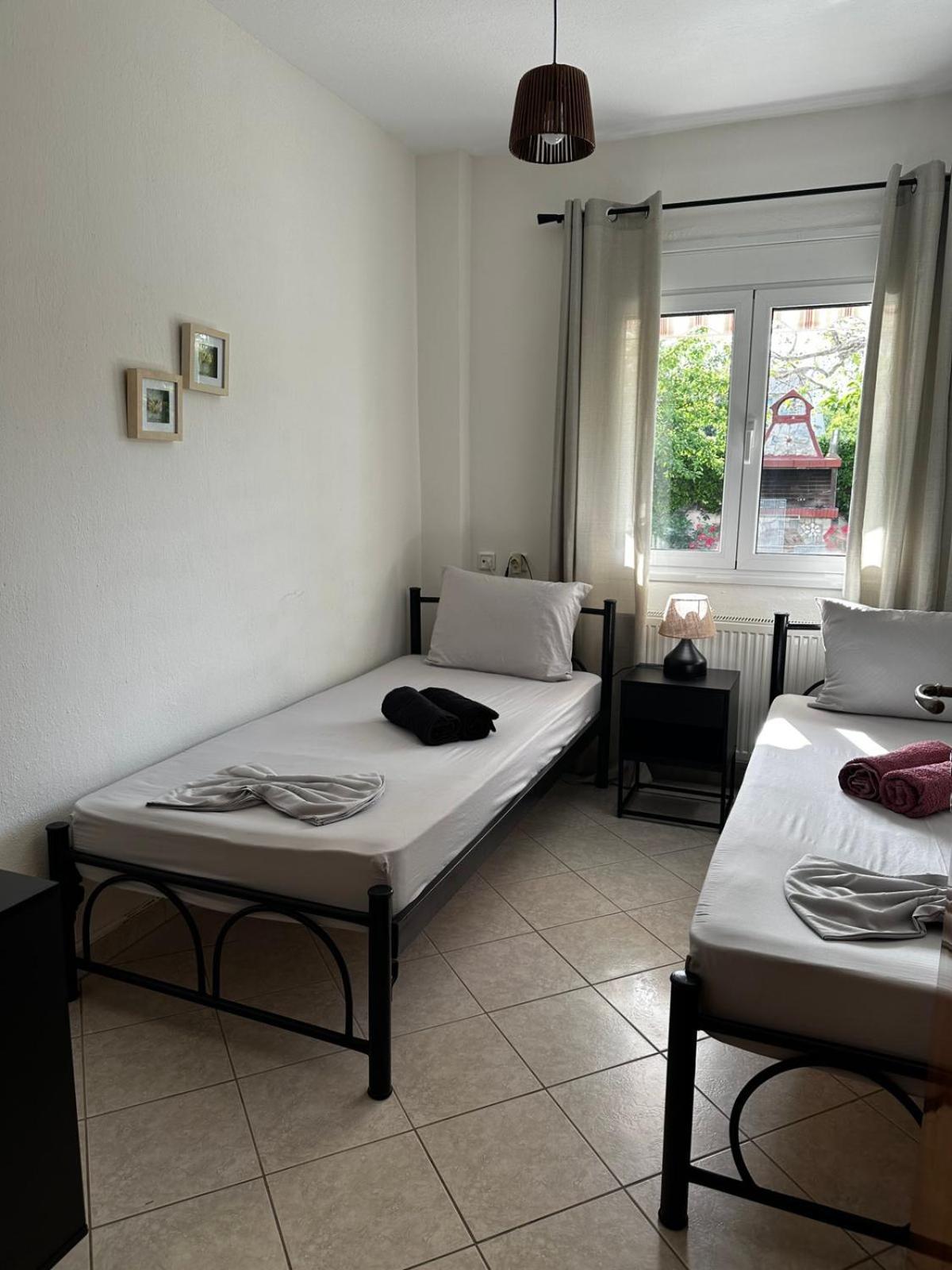Elena Rooms-Apartments Аспровалта Екстериор снимка