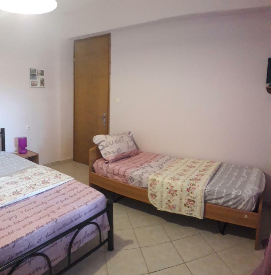 Elena Rooms-Apartments Аспровалта Екстериор снимка