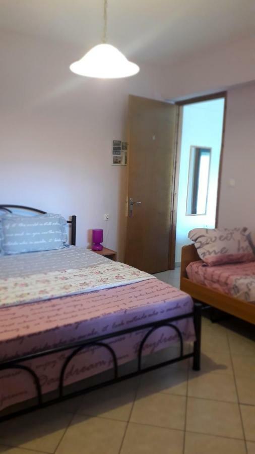 Elena Rooms-Apartments Аспровалта Екстериор снимка
