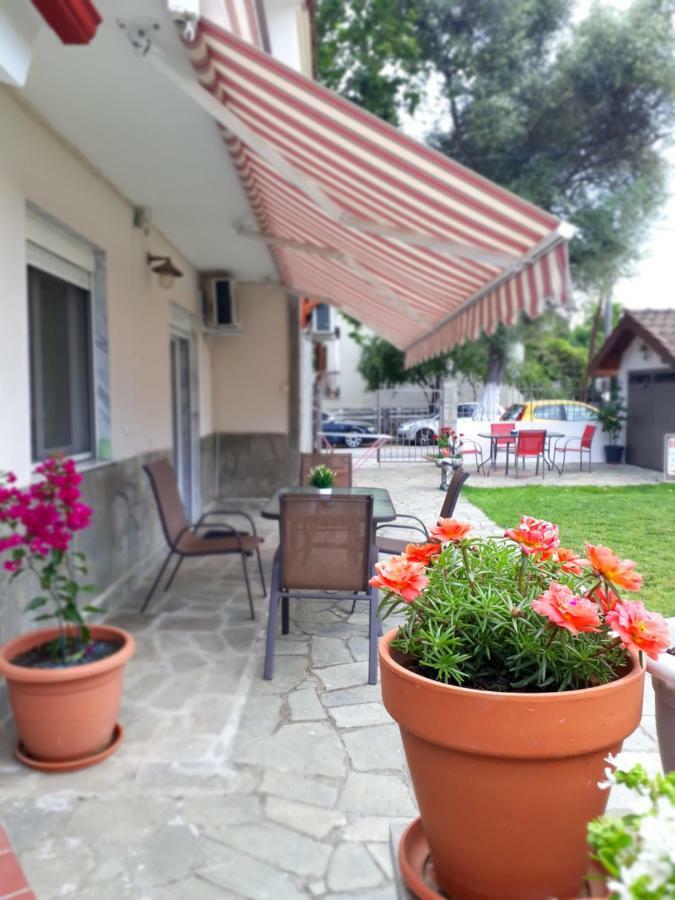 Elena Rooms-Apartments Аспровалта Екстериор снимка