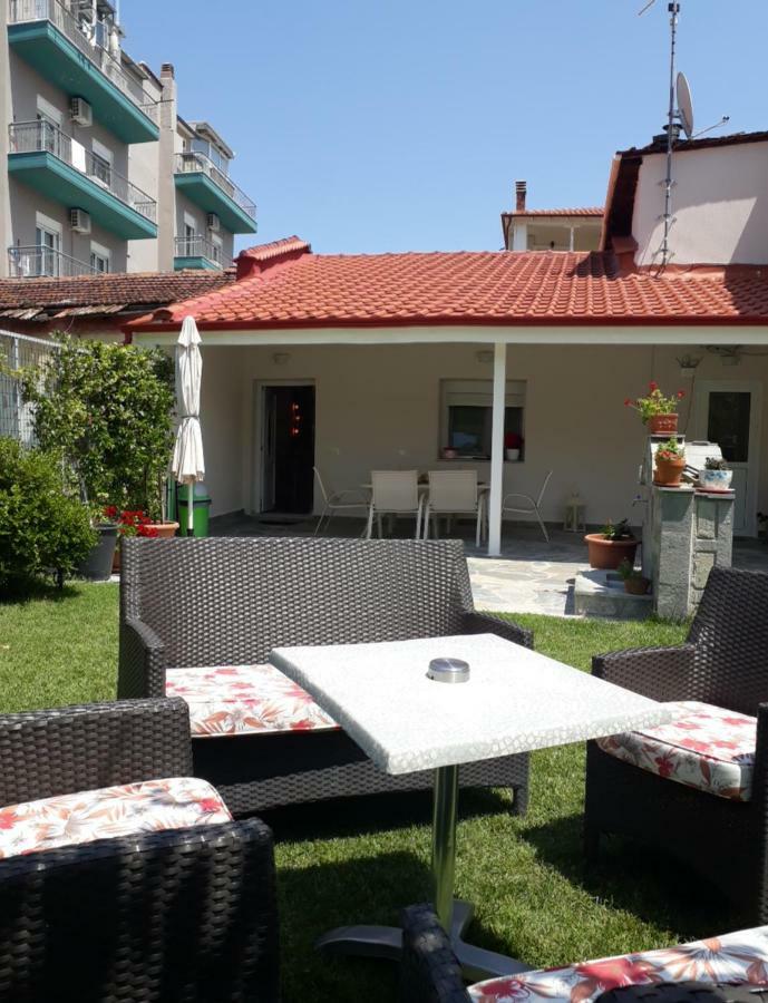 Elena Rooms-Apartments Аспровалта Екстериор снимка